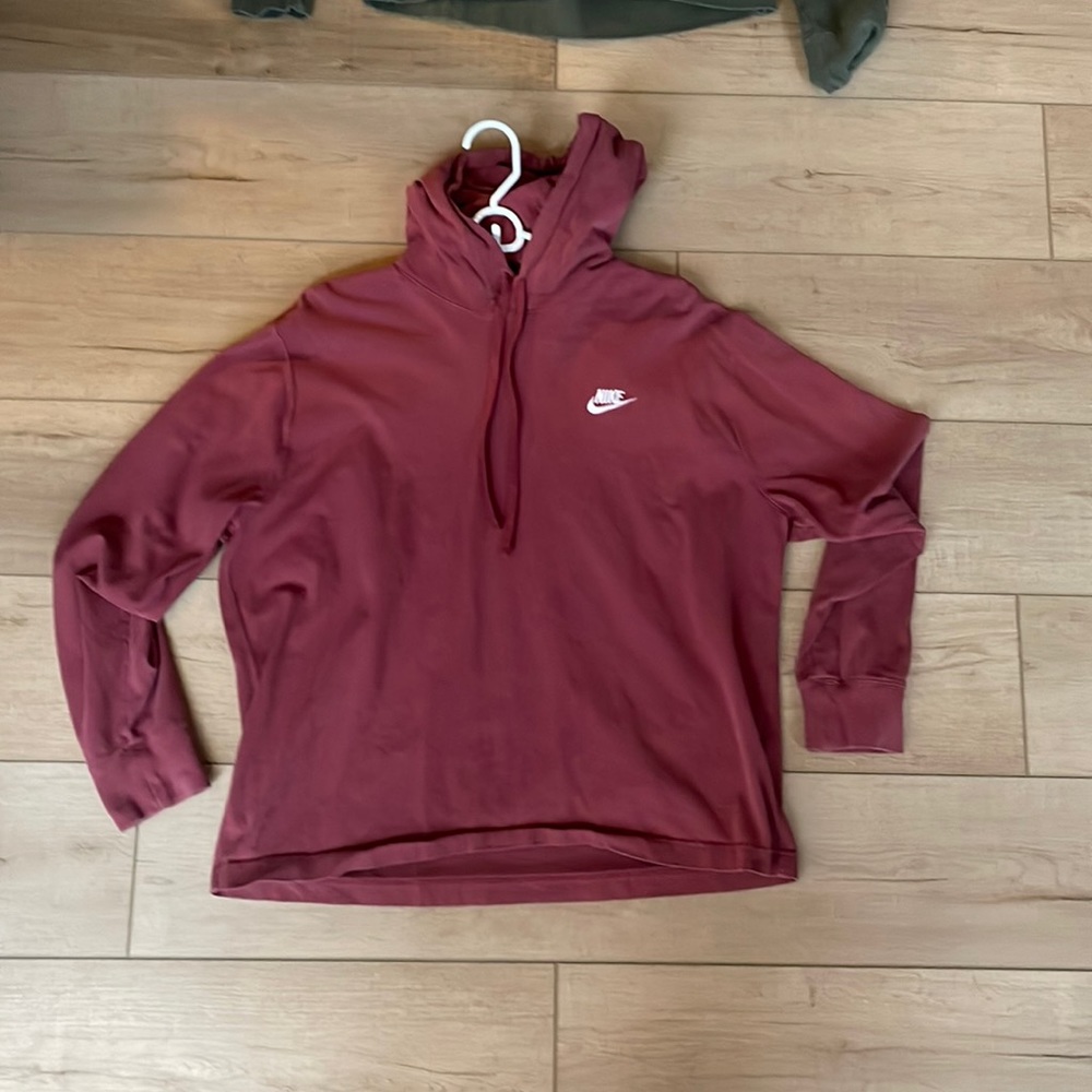 Nike Mens Large Maroon hooded shirt